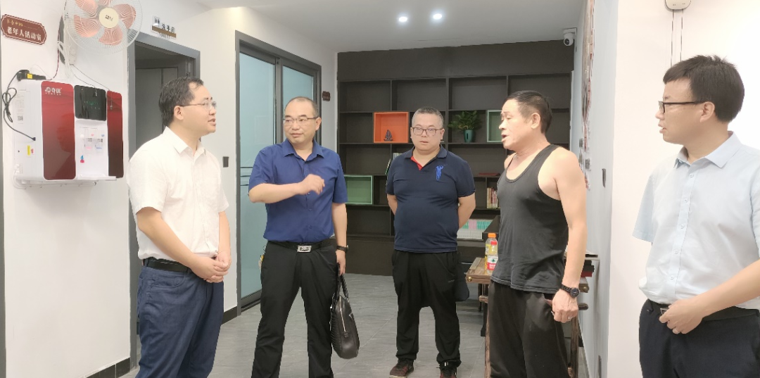 肖平到状元洲街道调研党建引领小区治理工作_邵阳头条网