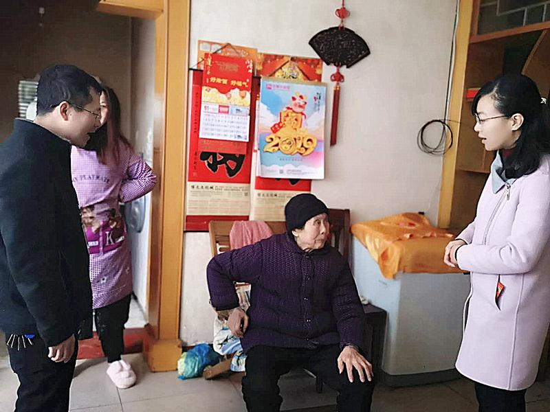 走访慰问贫困户 精准帮扶暖人心(图12)