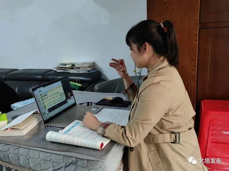 我们在疫情一线“上课”——记北塔区教师开展防疫志愿服务活动(图2)