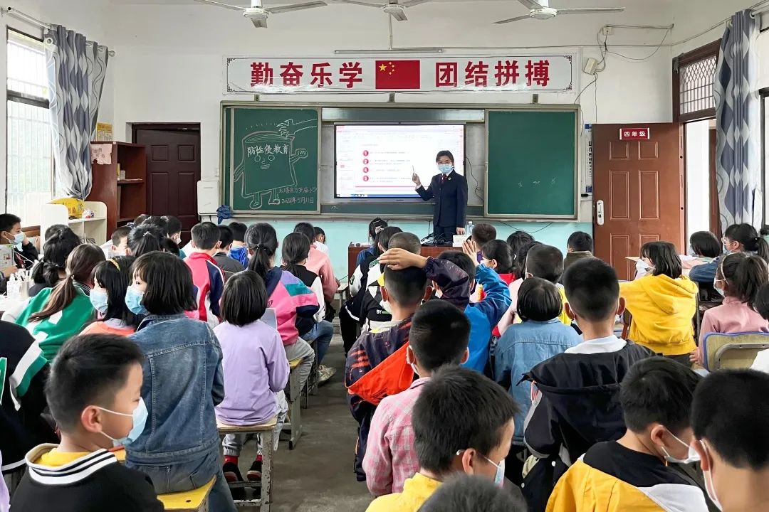 “未”爱发声，守护成长——北塔区检察院开展法治进校园活动(图1)