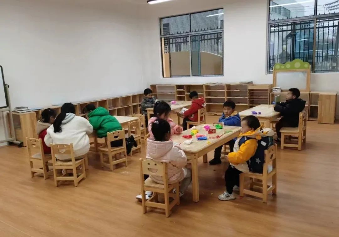 北塔区第四幼儿园投入使用 着力解决“入园难”问题(图1)