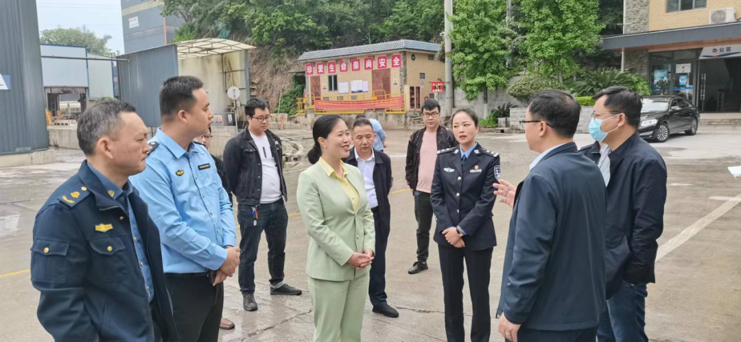 绷紧“安全弦” 打好“主动仗” 守牢“平安线”——北塔区扎实开展节前安全生产大检查(图1)