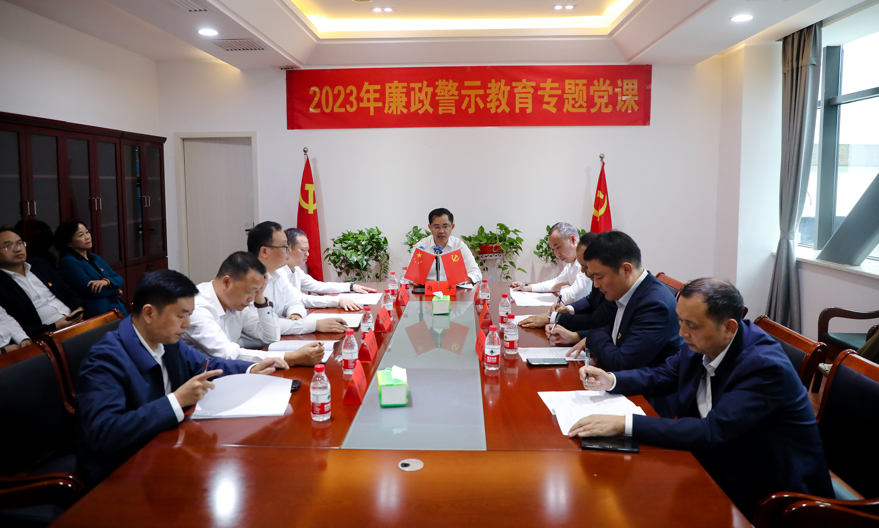 北塔区“四大家”领导前往邵阳市廉政警示教育中心参观学习(图2)