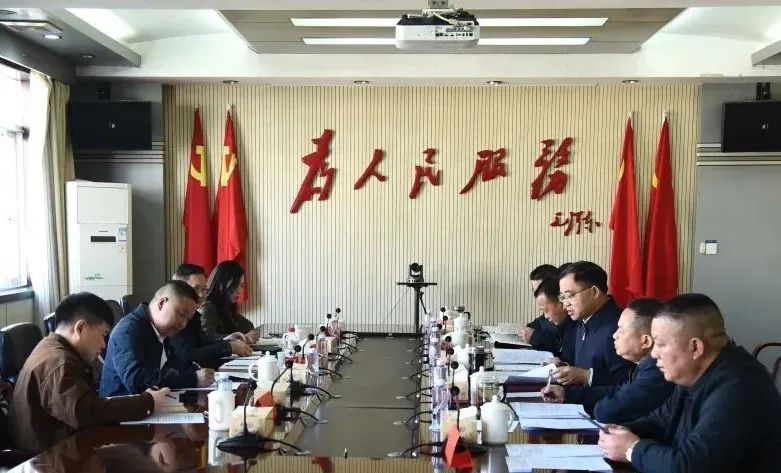 湖南日报邵阳分社来北塔区交流工作(图1)