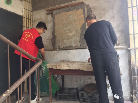 北塔区新滩镇街道开展“蓝天保卫战 我是行动者”主题活动(图1)