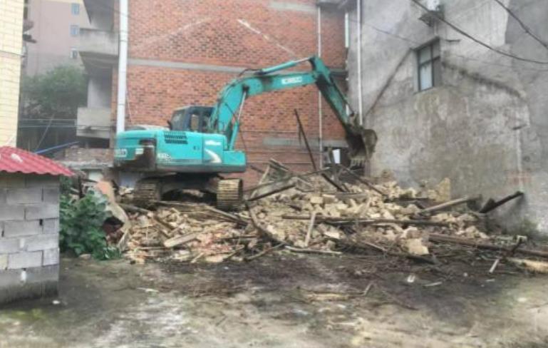 北塔区田江街道扎实开展自建房安全隐患整治 筑牢安全“生命线”(图1)