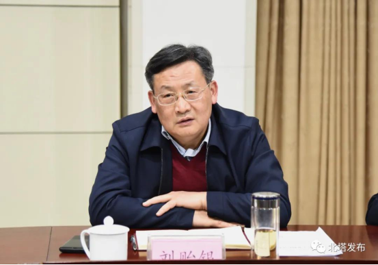 项目强区北塔区委副书记区长刘贻银到湘窖酒业调研助推企业发展